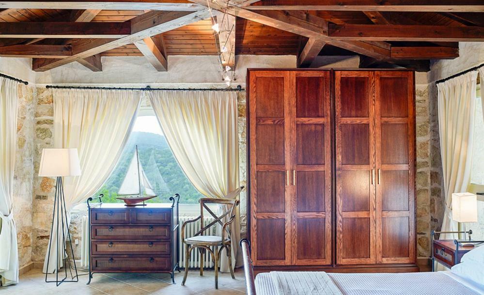 Villa Ioli- Beachfront Luxury Residence Igoumenitsa Eksteriør billede